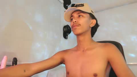 Snapshot of ebony_fuckboy chatting on November 24, 2025, 5:34 pm ebony_fuckboy online show from November 24, 2025, 5:34 pm