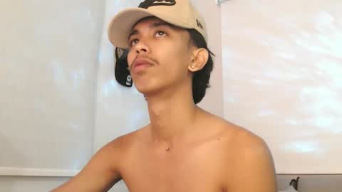 Snapshot of ebony_fuckboy chatting on November 27, 2025, 7:49 pm ebony_fuckboy online show from November 27, 2025, 7:49 pm