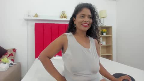 ebony_hot_25 online show from September 13, 2025, 11:15 pm