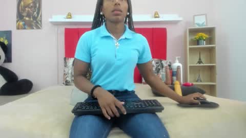 linda online show from December 18, 2025, 12:00 pm