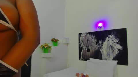 ebony_katterin online show from December 13, 2024, 7:32 pm