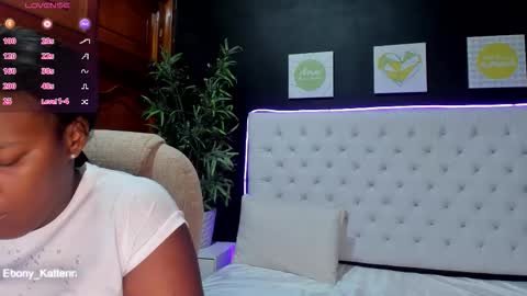 ebony_katterin online show from November 22, 2025, 11:09 am