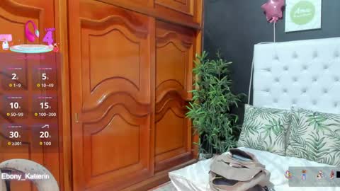 ebony_katterin online show from May 5, 2026, 11:40 am