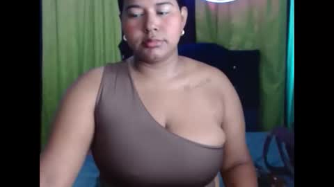 ebony_luna1 online show from May 8, 2026, 1:38 pm