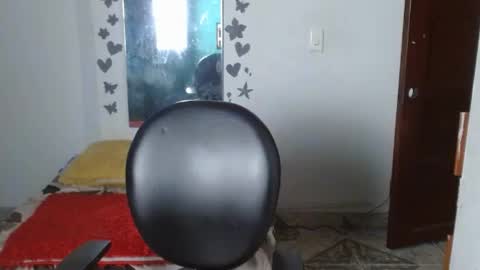 Snapshot of ebony_luna1 chatting on June 17, 2026, 7:59 pm ebony_luna1 online show from June 17, 2026, 7:59 pm