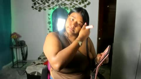 Snapshot of ebony_luna1 chatting on June 27, 2026, 7:41 pm ebony_luna1 online show from June 27, 2026, 7:41 pm