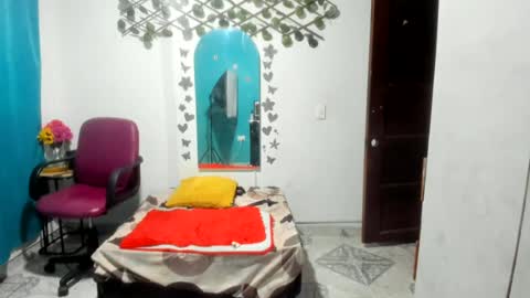 Snapshot of ebony_luna1 chatting on July 6, 2026, 7:27 pm ebony_luna1 online show from July 6, 2026, 7:27 pm