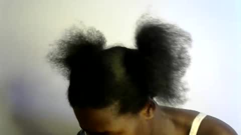 Snapshot of ebony_lynne chatting on May 7, 2026, 8:47 pm ebony_lynne online show from May 7, 2026, 8:47 pm