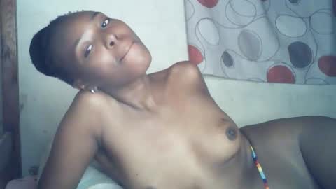 Snapshot of ebony_phoenix12 chatting on October 21, 2025, 2:01 am ebony_phoenix12 online show from October 21, 2025, 2:01 am
