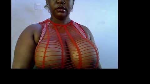 Snapshot of ebony_plumx12 chatting on April 30, 2026, 8:31 am Prisy online show from April 30, 2026, 8:31 am