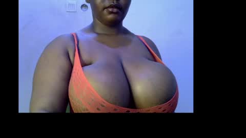 Snapshot of ebony_plumx12 chatting on May 1, 2026, 6:34 pm Prisy online show from May 1, 2026, 6:34 pm