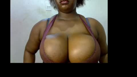 Snapshot of ebony_plumx12 chatting on May 20, 2026, 8:48 pm Prisy online show from May 20, 2026, 8:48 pm