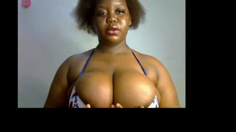 Snapshot of ebony_plumx12 chatting on May 24, 2026, 8:14 pm Prisy online show from May 24, 2026, 8:14 pm