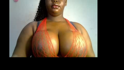 Snapshot of ebony_plumx12 chatting on May 26, 2026, 8:54 am Prisy online show from May 26, 2026, 8:54 am