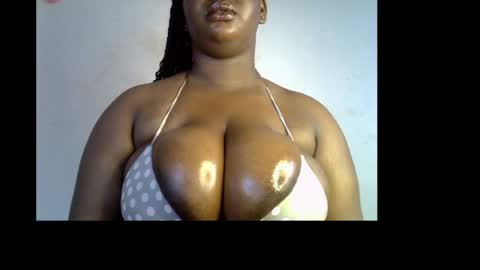 Snapshot of ebony_plumx12 chatting on May 27, 2026, 7:16 am Prisy online show from May 27, 2026, 7:16 am