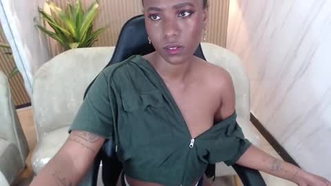 Snapshot of ebony_rose_tf chatting on October 3, 2025, 8:28 pm ebony_rose_tf online show from October 3, 2025, 8:28 pm