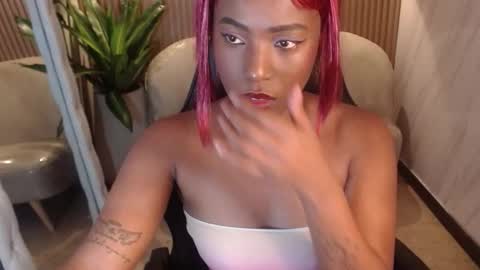 Snapshot of ebony_rose_tf chatting on October 14, 2025, 7:47 pm ebony_rose_tf online show from October 14, 2025, 7:47 pm