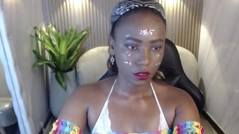 Snapshot of ebony_rose_tf chatting on October 20, 2025, 8:53 pm ebony_rose_tf online show from October 20, 2025, 8:53 pm