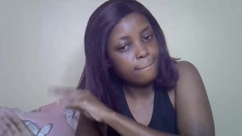 Snapshot of ebony_rubie chatting on December 17, 2025, 5:24 am ebony_rubie online show from December 17, 2025, 5:24 am