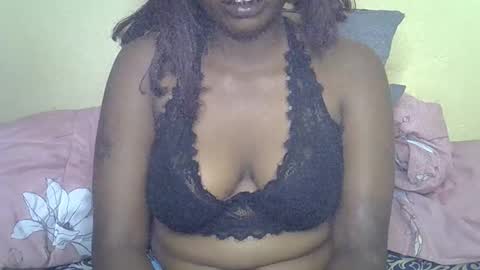 Snapshot of ebony_rubie chatting on December 22, 2025, 6:16 pm ebony_rubie online show from December 22, 2025, 6:16 pm