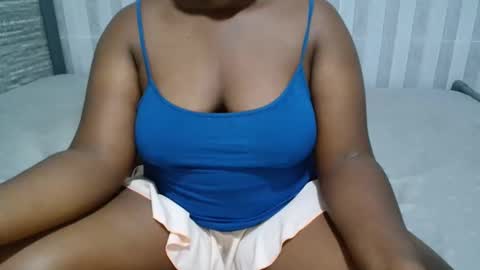 Snapshot of ebony_sabrina chatting on October 2, 2025, 7:15 am Sabrina online show from October 2, 2025, 7:15 am