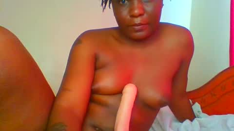 Snapshot of ebony_shan_ chatting on July 2, 2026, 1:39 pm Shanny online show from July 2, 2026, 1:39 pm