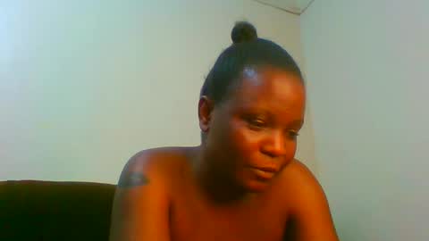 Snapshot of ebony_shan_ chatting on July 9, 2026, 4:00 pm Shanny online show from July 9, 2026, 4:00 pm