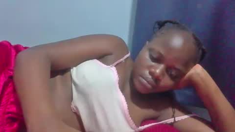 Snapshot of ebony_tasha chatting on December 30, 2024, 6:42 am tasha online show from December 30, 2024, 6:42 am