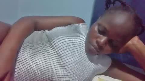Snapshot of ebony_tasha chatting on December 31, 2024, 2:03 pm tasha online show from December 31, 2024, 2:03 pm