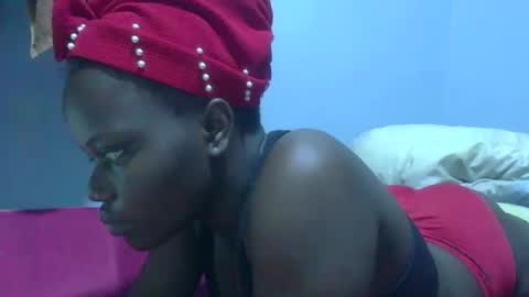 Snapshot of ebony_tasha chatting on January 2, 2025, 7:55 am tasha online show from January 2, 2025, 7:55 am