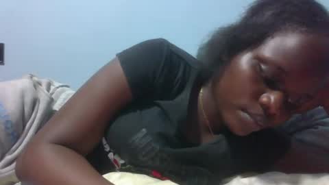 Snapshot of ebony_tasha chatting on January 5, 2025, 3:55 pm tasha online show from January 5, 2025, 3:55 pm