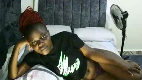 Snapshot of ebony_tasha chatting on February 9, 2025, 7:30 pm tasha online show from February 9, 2025, 7:30 pm