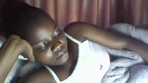 Snapshot of ebony_tasha chatting on February 26, 2025, 10:58 am tasha online show from February 26, 2025, 10:58 am