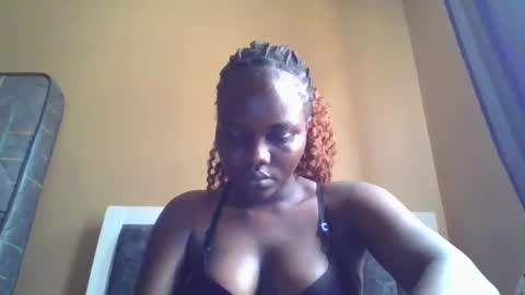 Snapshot of ebony_tasha chatting on March 9, 2025, 8:18 am tasha online show from March 9, 2025, 8:18 am