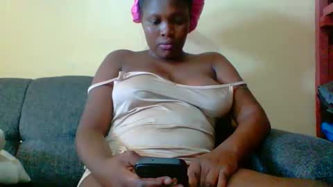 ebony_toto online show from December 4, 2024, 9:29 am