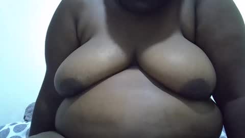 Snapshot of ebonybbw_3 chatting on October 11, 2025, 9:24 pm Sweet gul online show from October 11, 2025, 9:24 pm