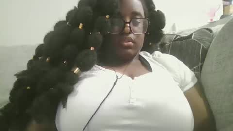 Snapshot of ebonybigtitqueen1 chatting on October 18, 2025, 1:01 pm ebonybigtitqueen1 online show from October 18, 2025, 1:01 pm