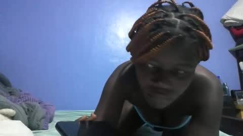 Snapshot of ebonybloom01 chatting on March 7, 2025, 12:15 am ebonybloom01 online show from March 7, 2025, 12:15 am