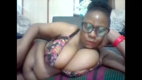 MAMITO online show from December 15, 2024, 12:38 pm
