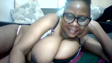 MAMITO online show from January 3, 2025, 10:08 pm