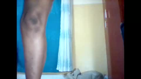 MAMITO online show from October 2, 2025, 7:54 pm