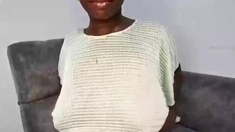 Snapshot of ebonycandymelani chatting on February 11, 2025, 10:39 pm Ebony Melanie online show from February 11, 2025, 10:39 pm