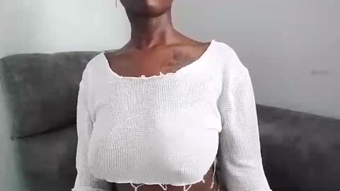 Snapshot of ebonycandymelani chatting on February 15, 2025, 7:38 am Ebony Melanie online show from February 15, 2025, 7:38 am