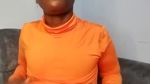 Snapshot of ebonycandymelani chatting on February 19, 2025, 1:51 am Ebony Melanie online show from February 19, 2025, 1:51 am