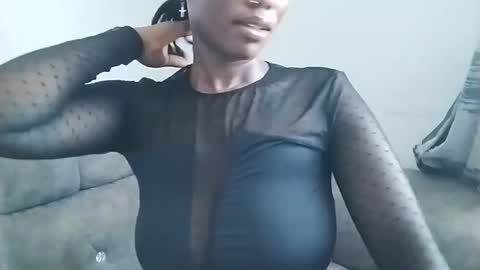 Snapshot of ebonycandymelani chatting on March 6, 2025, 10:52 am Ebony Melanie online show from March 6, 2025, 10:52 am