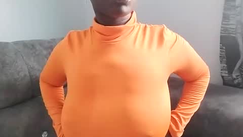 Snapshot of ebonycandymelani chatting on March 11, 2025, 5:27 am Ebony Melanie online show from March 11, 2025, 5:27 am