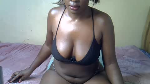 Snapshot of ebonyfatale chatting on June 12, 2026, 9:57 pm ebonyfatale online show from June 12, 2026, 9:57 pm