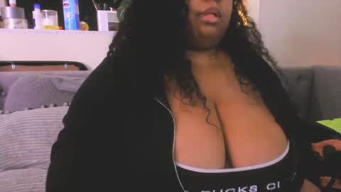  Ebony Goddess Kira  online show from January 3, 2025, 4:16 pm