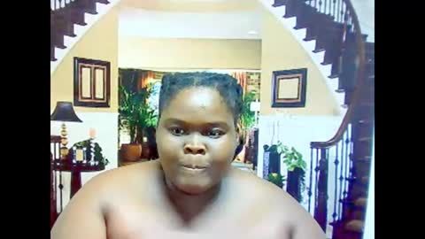 ebonyhotbuns4u2luv online show from February 7, 2025, 10:08 am