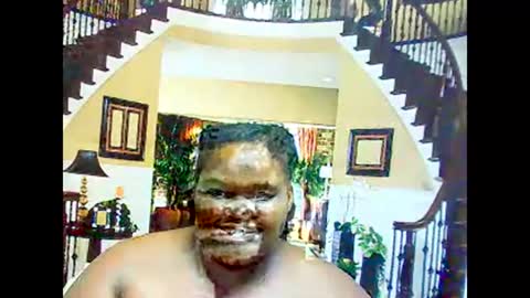 ebonyhotbuns4u2luv online show from February 14, 2025, 10:17 am